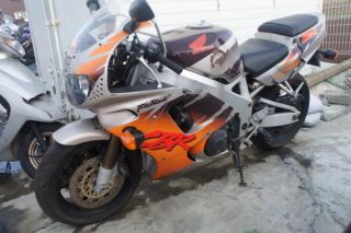 ホンダ CBR900RR　不動　放置車両