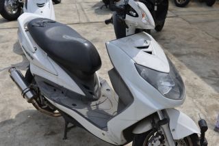 ヤマハ　シグナスx SE44型　放置車両　